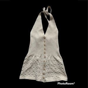 Georgeous knit tie top.